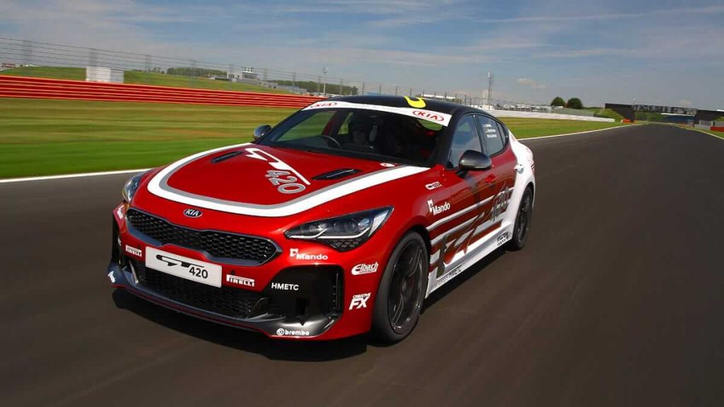 KIA au Festival de Vitesse de Goodwood pour la première fois Kia Stinger GT420