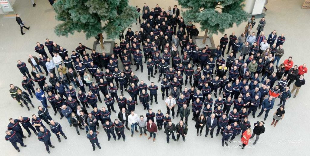 Journée de formation des Sapeurs-Pompiers d’Ile de France au Technocentre Crédit : Gaël Thibult (SDIF)