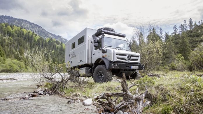 Mercedes-Benz Unimog