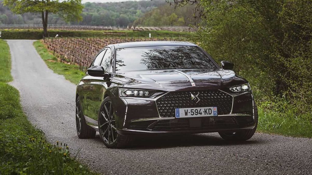 DS 9 E-Tense 4×4 360 : 360 ch et 41 grammes de co2 avec l’expertise de ds performance DS9 E-Tense 4x4 360