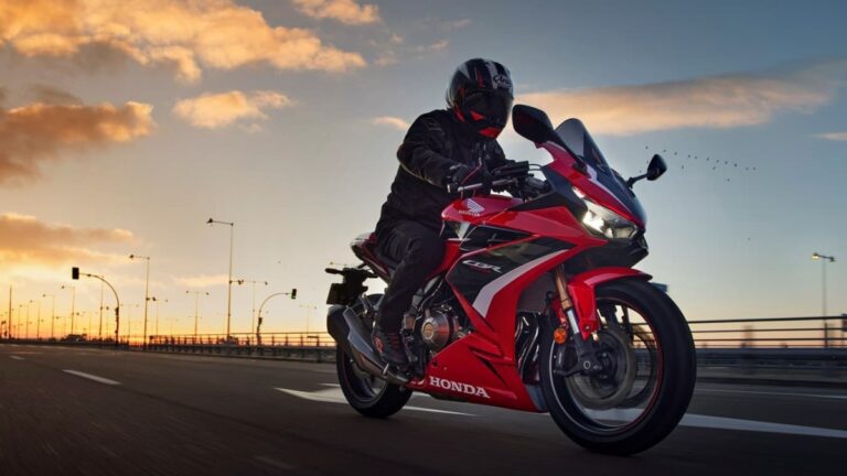 Honda CBR500R 2022 : infos et photos officielles ! HONDA CBR500R