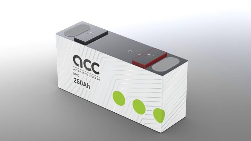 Stellantis et TotalEnergies accueillent Mercedes-Benz comme nouveau partenaire d’Automotive Cells Company (ACC) et portent son objectif de capacité à au moins 120 GWh d’ici 2030