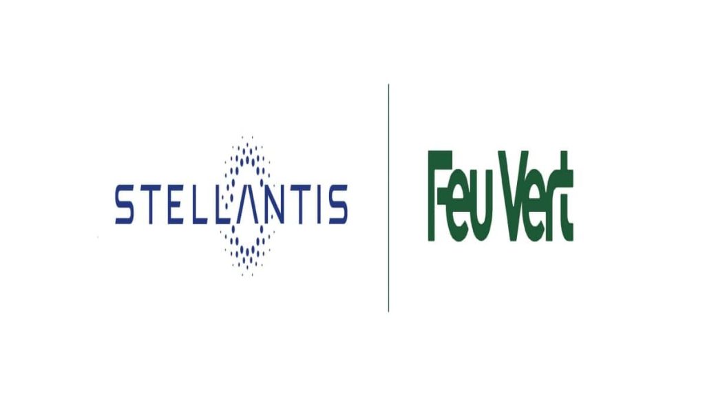 Stellantis et Feu Vert logo
