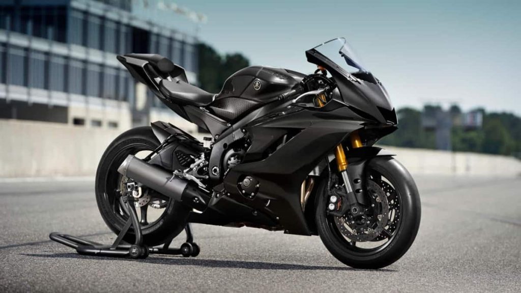Yamaha R6 RACE et la R6 GYTR 2022