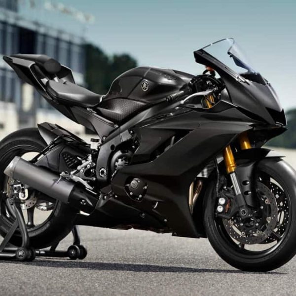 Yamaha R6 RACE et la R6 GYTR 2022