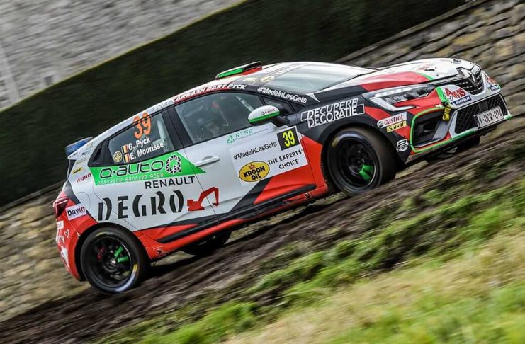 CLIO TROPHY BELGIUM GILLES PYCK HONORE SON RLE DE FAVORI