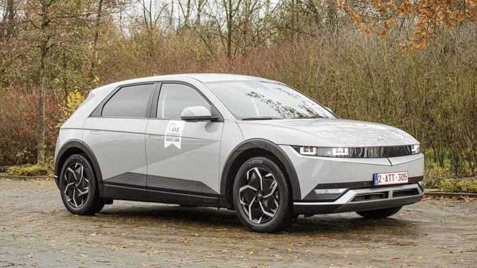 Hyundai IONIQ 5 élue Voiture électrique Familiale VAB de l'Année 2022 !