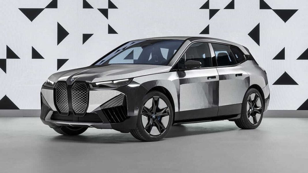 BMW iX Flow - CES 2022