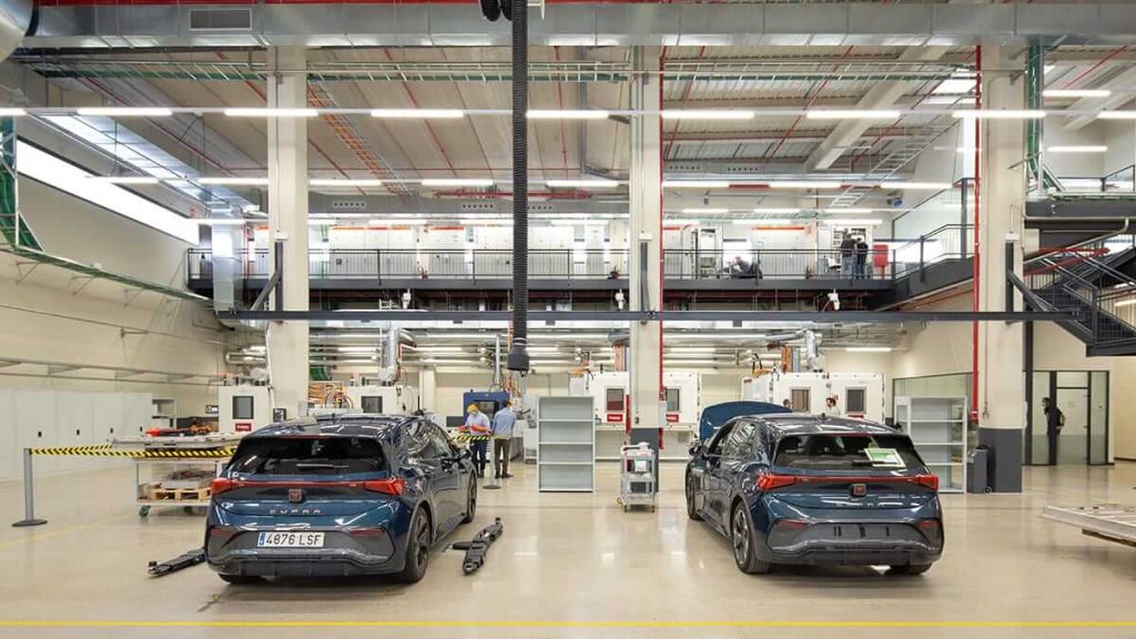 SEAT inaugure un centre de recherche et développement de batteries pionnier en Europe du Sud SEAT inaugure un centre de recherche et développement de batteries pionnier en Europe du Sud