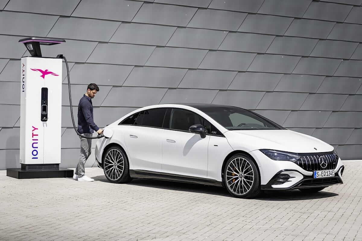 Mercedes-AMG EQE 43 4MATIC 2022