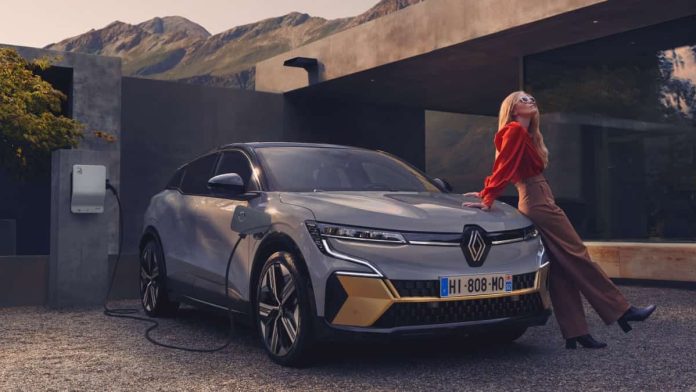 Nouvelle Renault MEGANE E-TECH