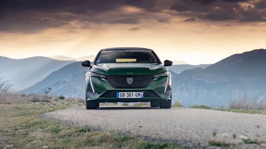 Nouvelle PEUGEOT 308 remporte la catégorie ‘Citadine et Compacte’ aux Trophées de l’Argus 2022 Nouvelle PEUGEOT 308 - Trophées de L’Argus 2022