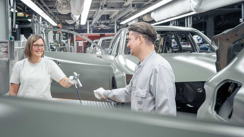 Le_travail_poste_avec_liberte__le_projet_pilote_pour_des_heures_de_travail_plus_flexibles_dans_la_production_Audi