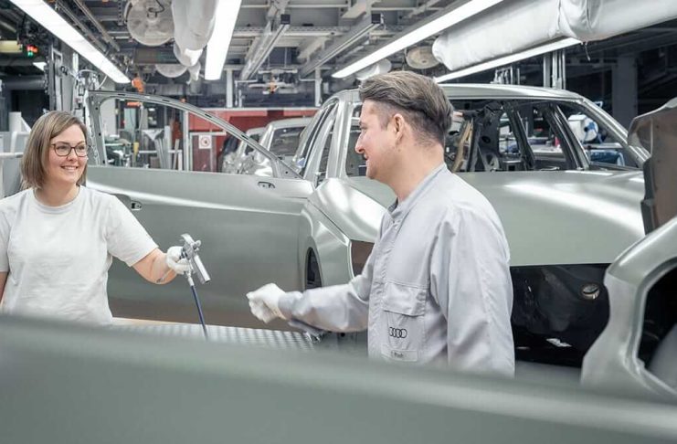 Le_travail_poste_avec_liberte__le_projet_pilote_pour_des_heures_de_travail_plus_flexibles_dans_la_production_Audi