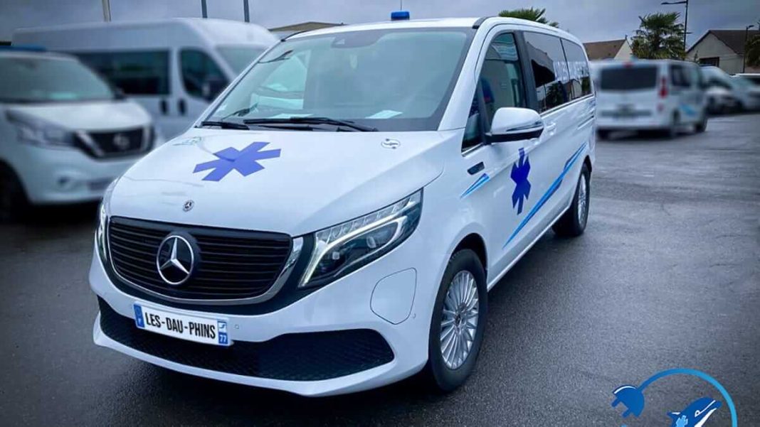 Mercedes eEQV ambulance de garde