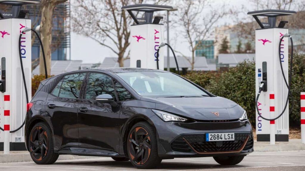 CUPRA Born : des recharges plus simples et plus pratiques CUPRA Born