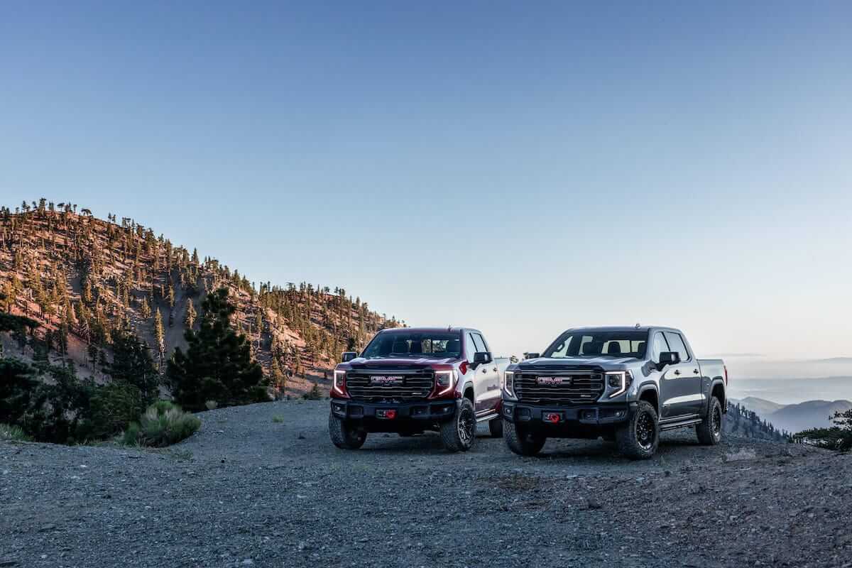 2023 GMC Sierra 1500 AT4X AEV Edition and new 2023 Sierra 1500 AT4X