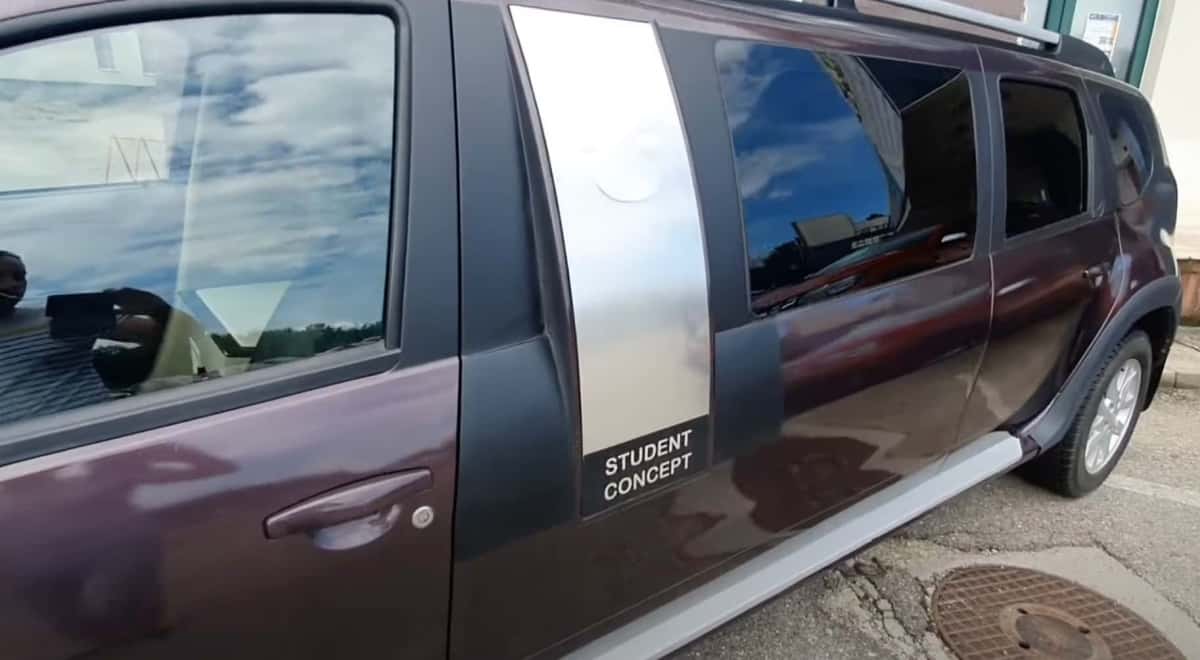 Dacia Duster limousine - crédit image chaine Youtube Mihai Matincu