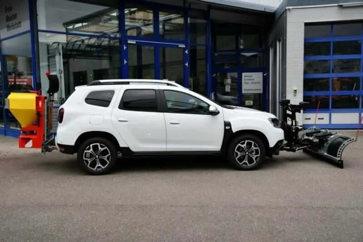 Dacia Duster Chasse-Neige