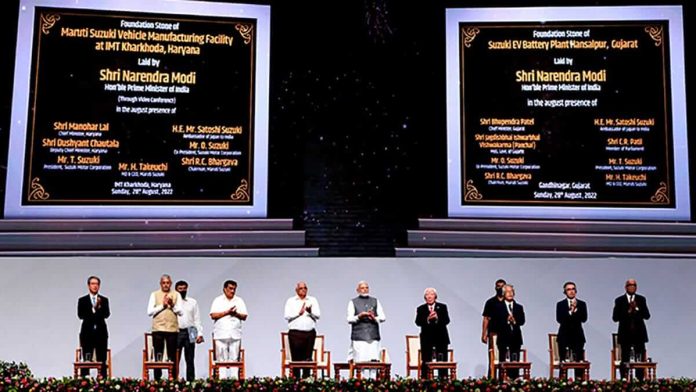 Suzuki pose les premieres pierres de ses nouvelles usines en Inde