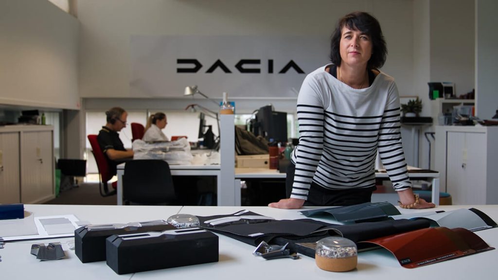 Pourquoi Dacia n'utilise pas de Cuir ni de Chrome dans ses voitures ?