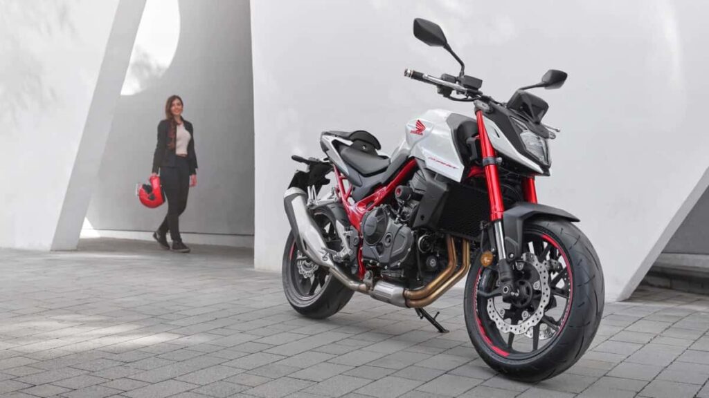 Nouvelle Honda CB750 Hornet