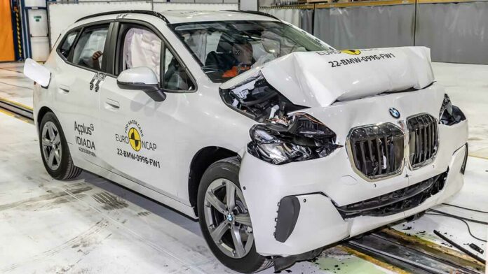 BMW X1 et Série 2 Active Tourer aux tests Euro NCAP