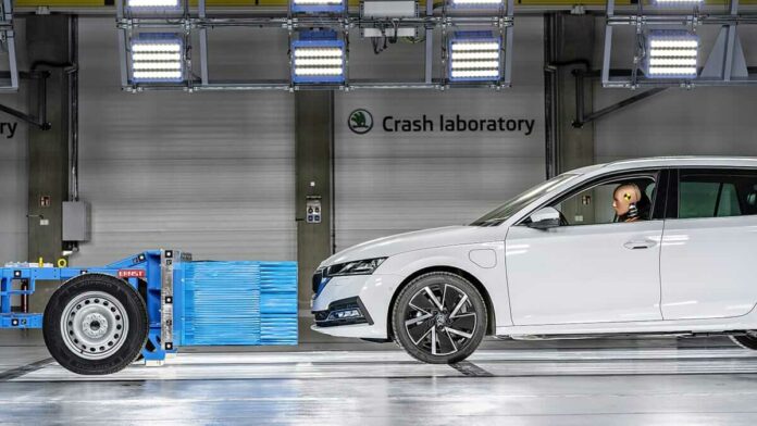 Crash tests lab Uhelnice SKODA AUTO