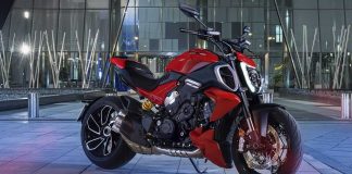 Ducati Diavel V4 _ Eicma 2022