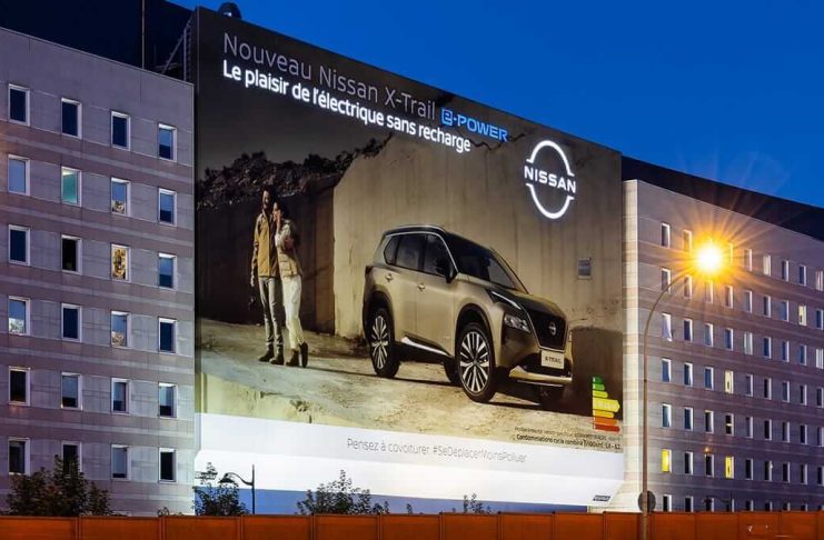 Nissan X trail E power - Porte Saint Ouen nuit HD - Octobre 2022