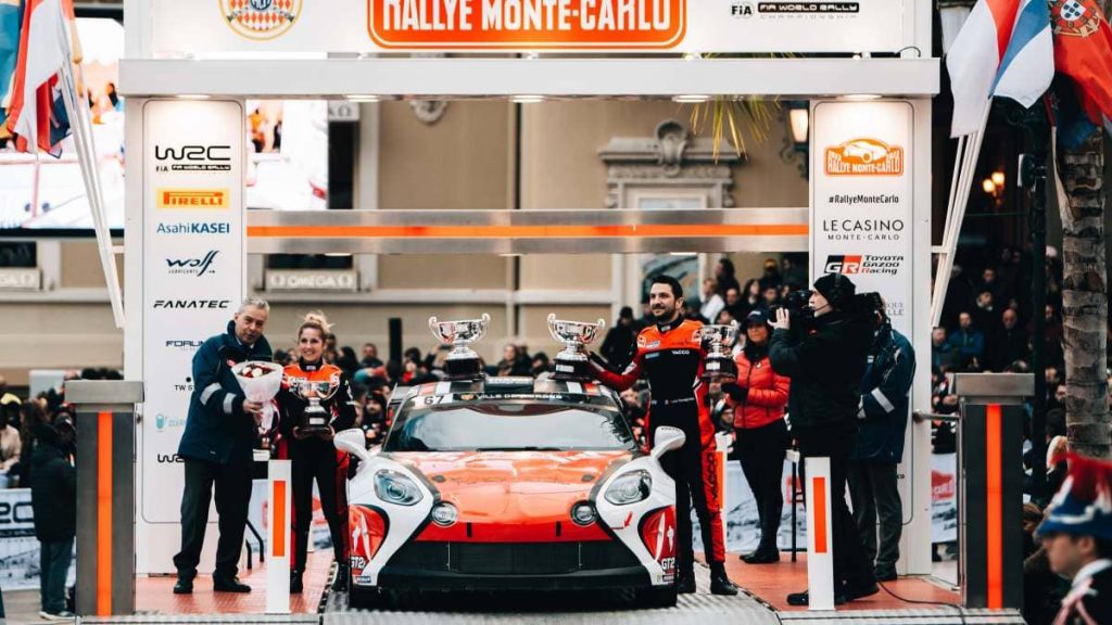 Alpine_celebre_en_beaute_le_50e_anniversaire_de_sa_victoire_au_Monte-Carlo