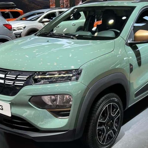 Dacia Spring 2023 - crédit image Motors Actu