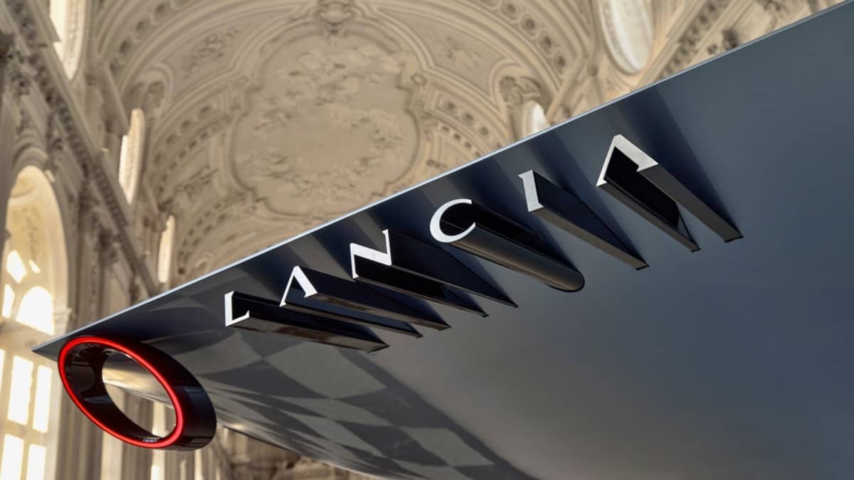 New Lancia Renaissance