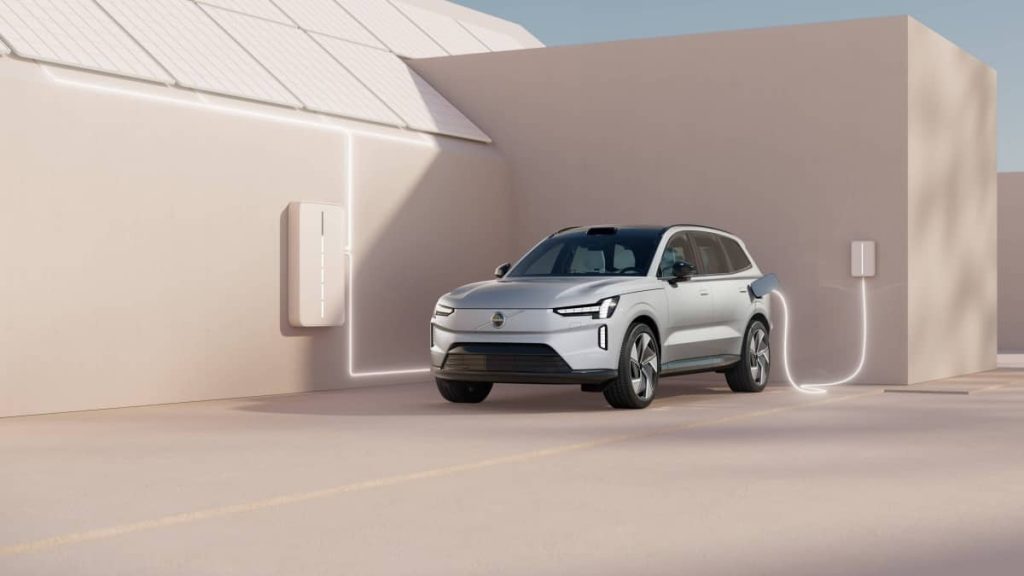 Volvo Cars : un nouveau centre technologique en Pologne Volvo EX90