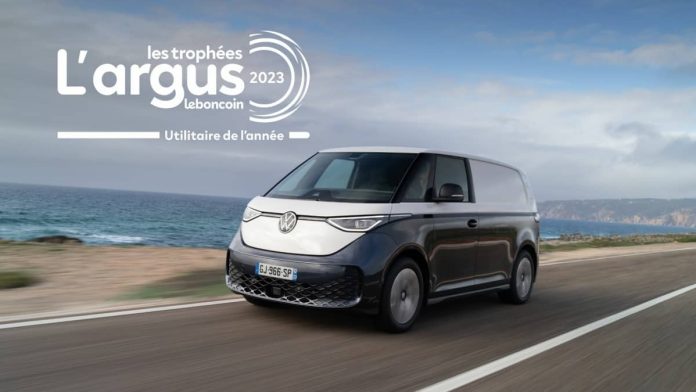Volkswagen ID. Buzz Cargo élu « Véhicule utilitaire de l'année » aux Trophées de L'argus 2023
