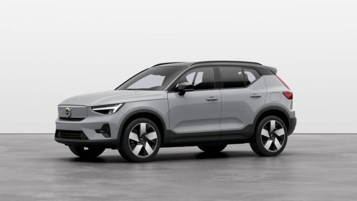 2023 Volvo XC40