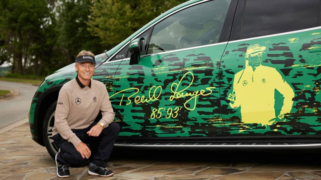 Mercedes-Benz honore ses champions de golf avec l’EQS SUV Pop-Art Bernhard Langer_Mercedes EQS