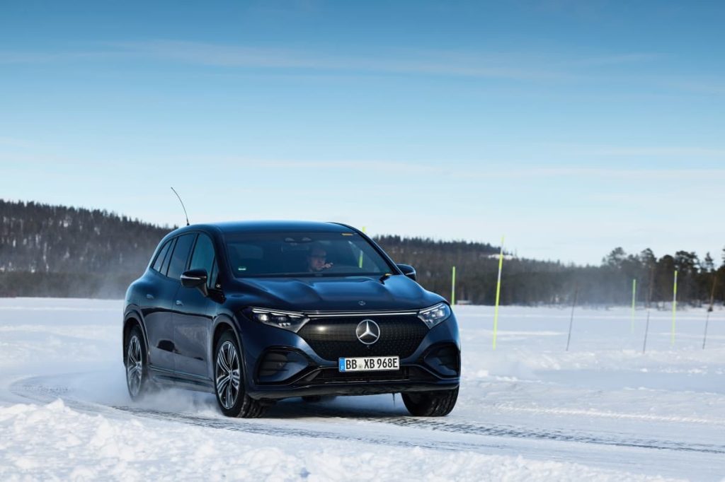 Mercedes-benz - Tests d'endurance sur glace et neige