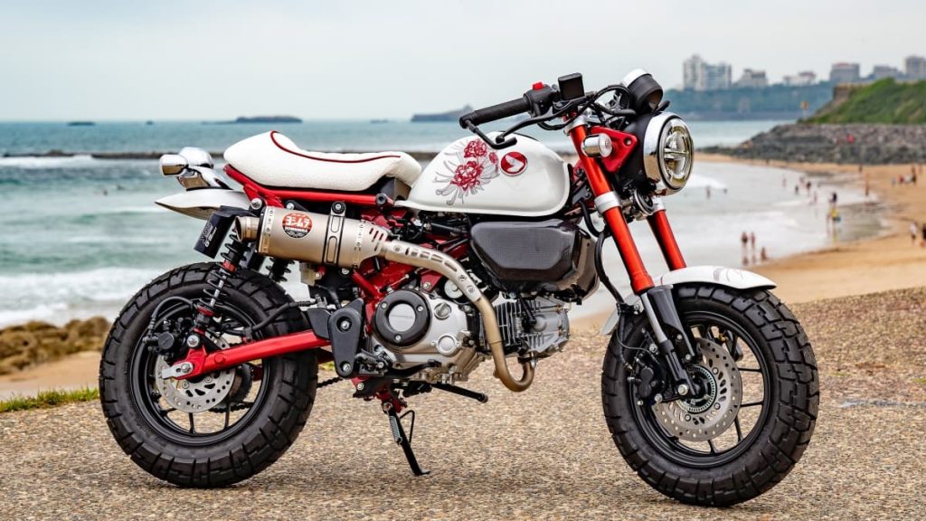 Honda CMX500 - Wheels Waves