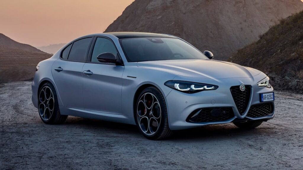 Alfa Romeo enregistre des résultats records au 1er semestre 2023 Alfa Romeo New Giulia