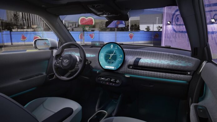 Mini Cooper OPerating system OLED