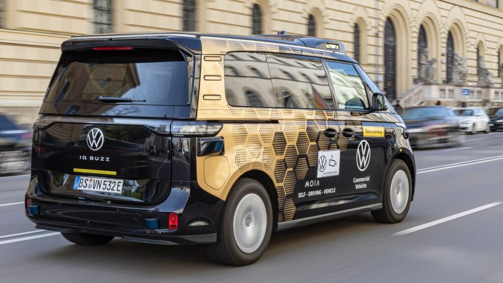 Volkswagen ID_Buzz AD Autonomous Driving