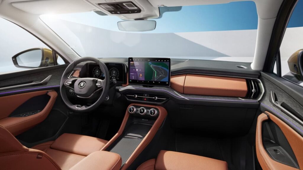 Skoda dévoile l’intérieur des nouvelles Kodiaq et Superb avant les premières mondiales Interieur nouvelles Skoda Kodiaq et Superb 2024