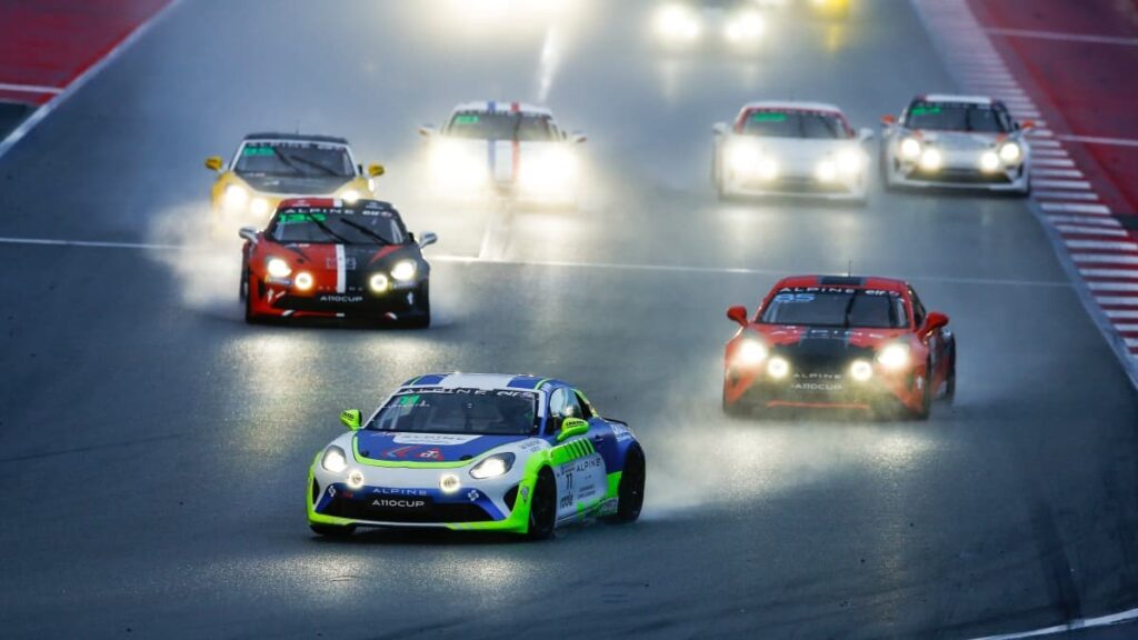 Alpine Elf Europa Cup : Lecertua s’offre le doublé, Catelin et Chazel les premiers titres à Barcelone Alpine Elf Europa Cup - Barcelone