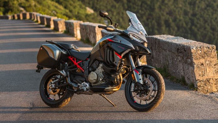 Ducati Multistrada V4 S Grand Tour 2023 2024