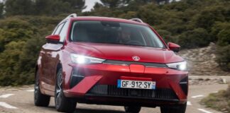 MG double la mise en attendant le leasing social MG 5 2023