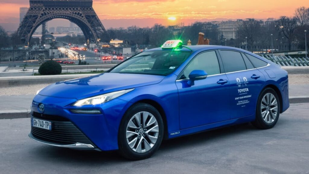 Toyota annonce 500 Mirai dans la flotte officielle des Jeux de Paris 2024 Toyota Mirai - Jeux de Paris 2024