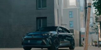 Renault Scénic Vision - Bodies Netflix