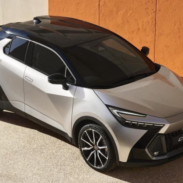Toyota C-HR 2023