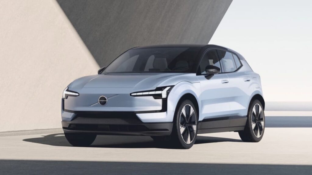 Volvo EX30 2024
